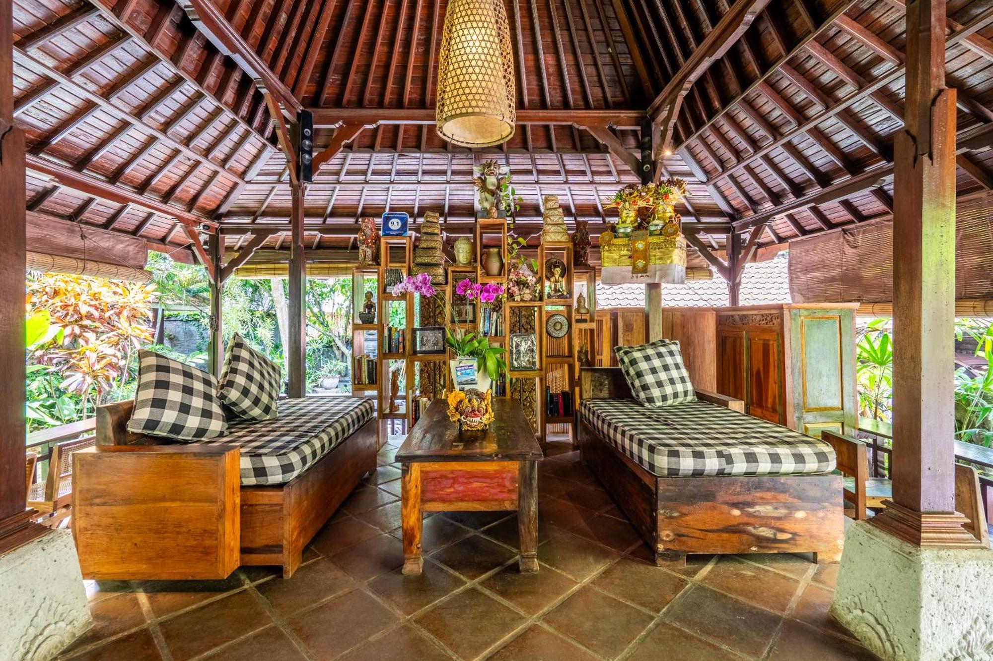Meruhdani Boutique Hotel Ubud Exterior foto